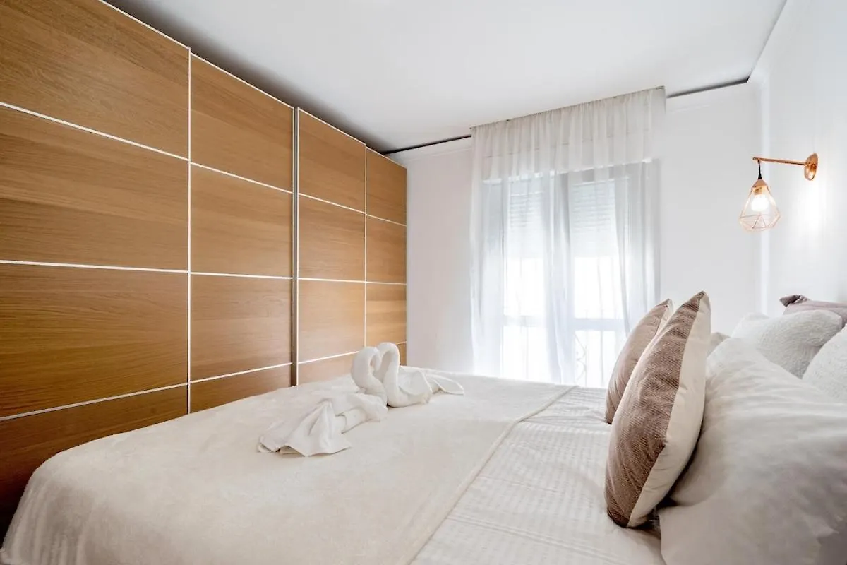 Luxury Escape In Puerto Banus Apartment Marbella