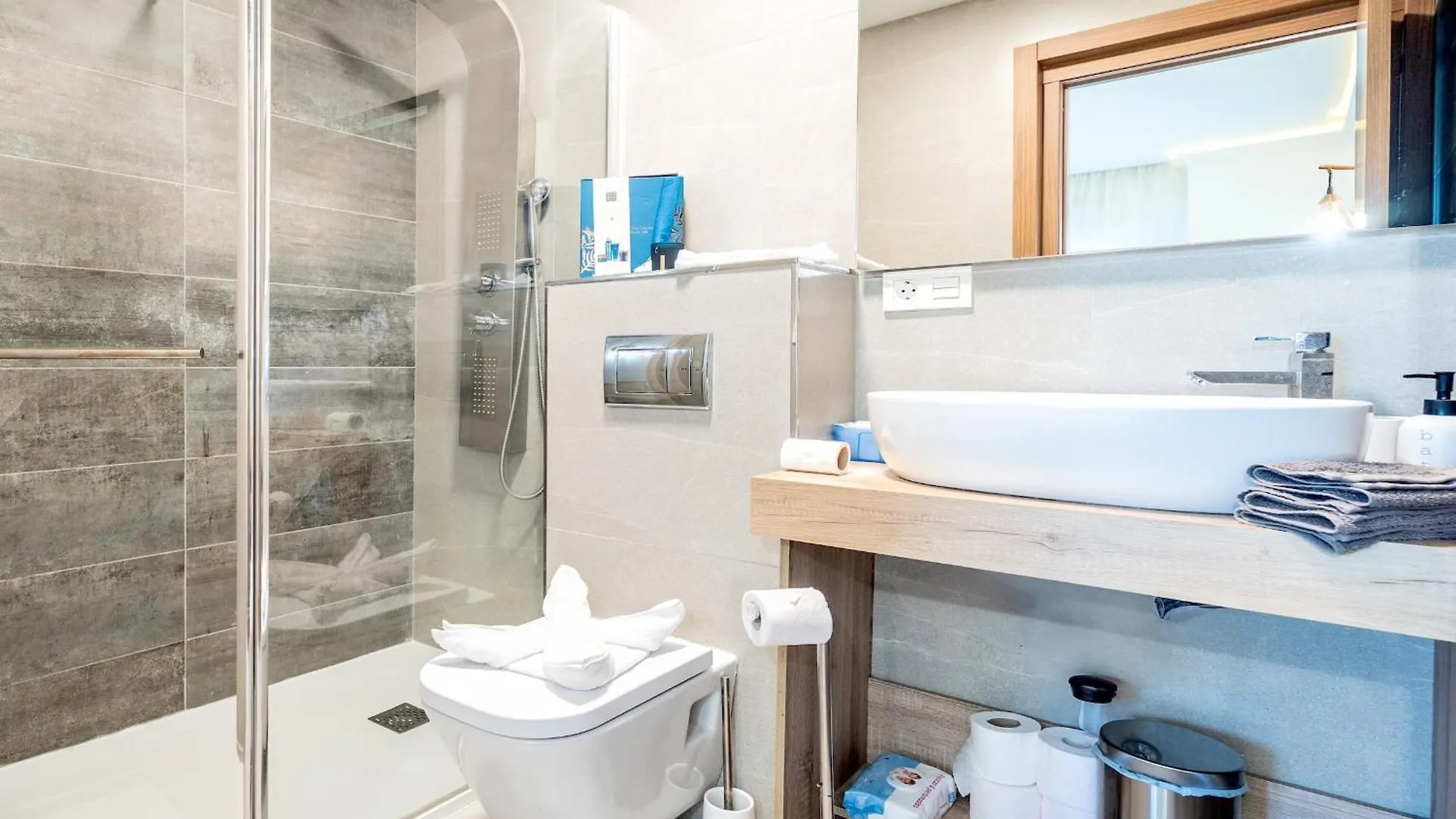 Luxury Escape In Puerto Banus Apartment Marbella