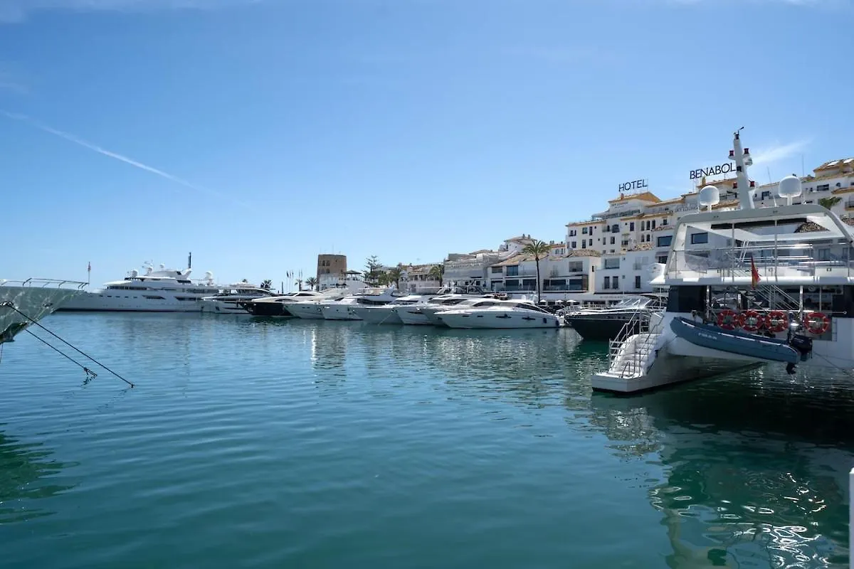 Luxury Escape In Puerto Banus Apartment Marbella